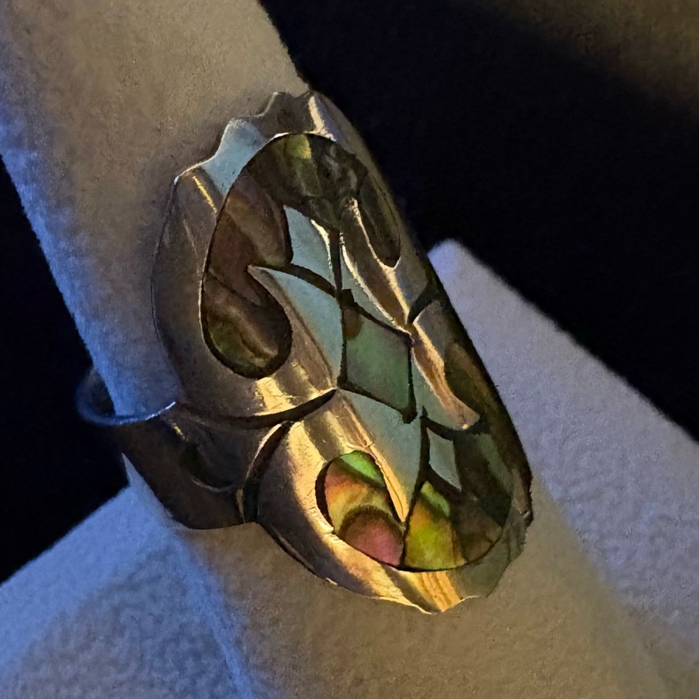Navajo Signed Sterling Silver Abalone Inlay Set Seven Ring. Size 7